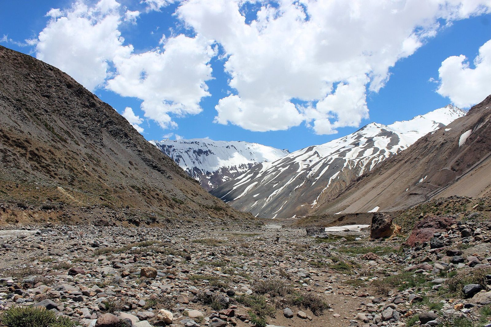 Hiking and Outdoor Activities Near Santiago: The Complete Guide